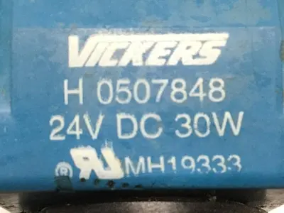 USED VICKERS DG4V-3S-33C-M-U-H5-60