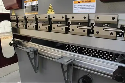 NEW GMC MACHINE TOOLS HPB-3305