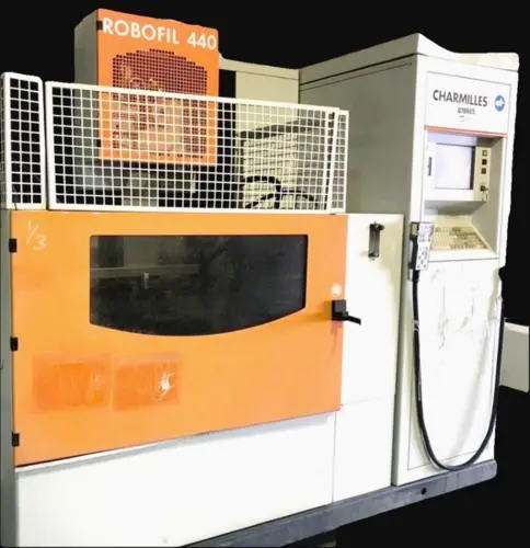 Used 2001 CHARMILLES ROBOFIL 440 Wire EDM Illinois US | BLUMBERG MACHINERY COMPANY #396461