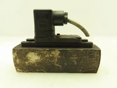 Stasto RVM/U-1/90 Flow Monitor Meter Valve w/Reed Switch 250V 3A 1" Threaded