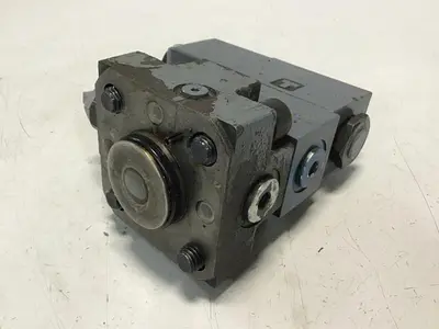 USED VICKERS DG4V-3-2AL-M-U-HL7-60