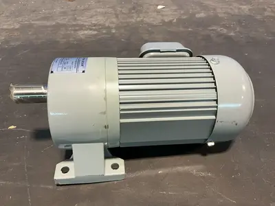Used BOSTON GEAR BGSHM22120L01C Gearmotors Ohio US | HGR 24 #1358970