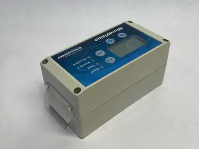USED PULSAFEEDER MICROVISION FLOW CONTROLLER UNIT 120V 5A SFT. VER. 1.39