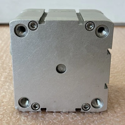 NEW Festo 557182