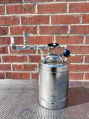 USED ALLOY PRODUCTS 12 LITER STAINLESS STEEL VESSEL 140 PSI W/ GAUGE + ACCESSORIES