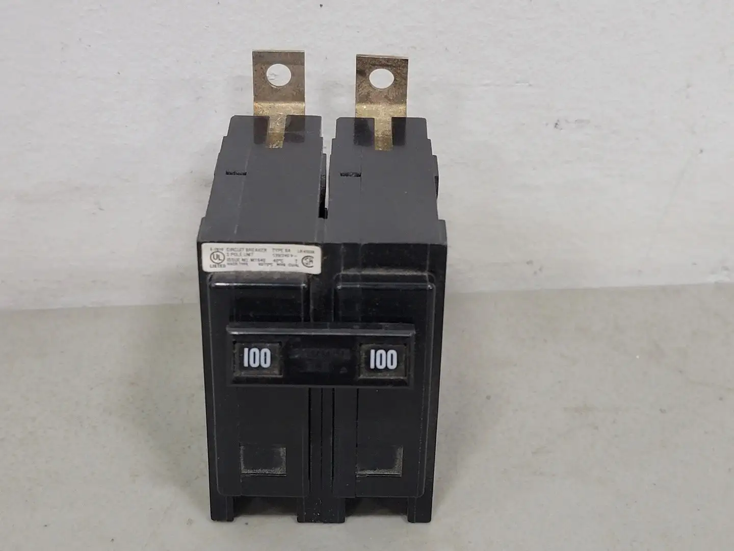 USED CUTLER-HAMMER BA2100