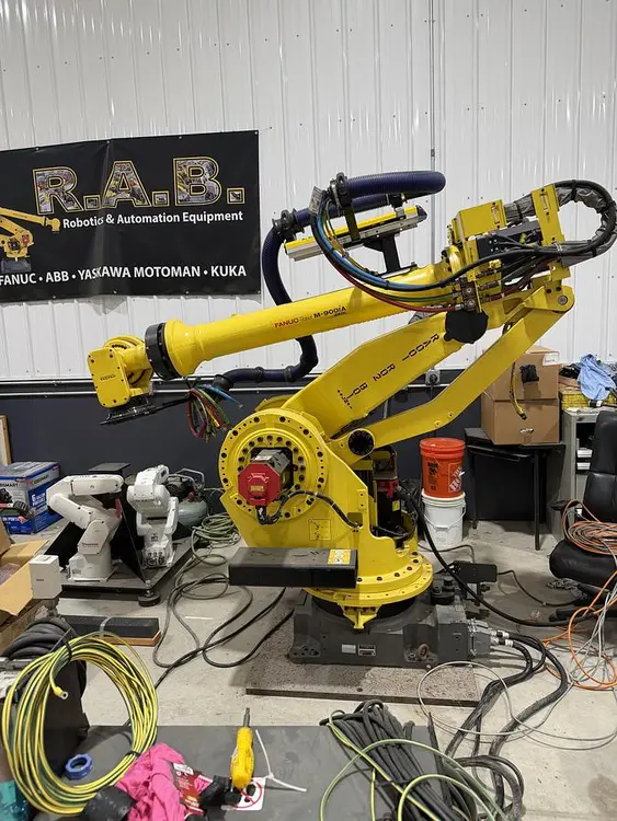 Used 2018 FANUC FANUC M-900IA/260L Robots Michigan US | Aucto #1332109