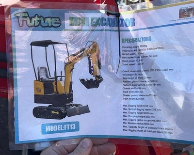 FUTURE Mini Excavator (FT13)