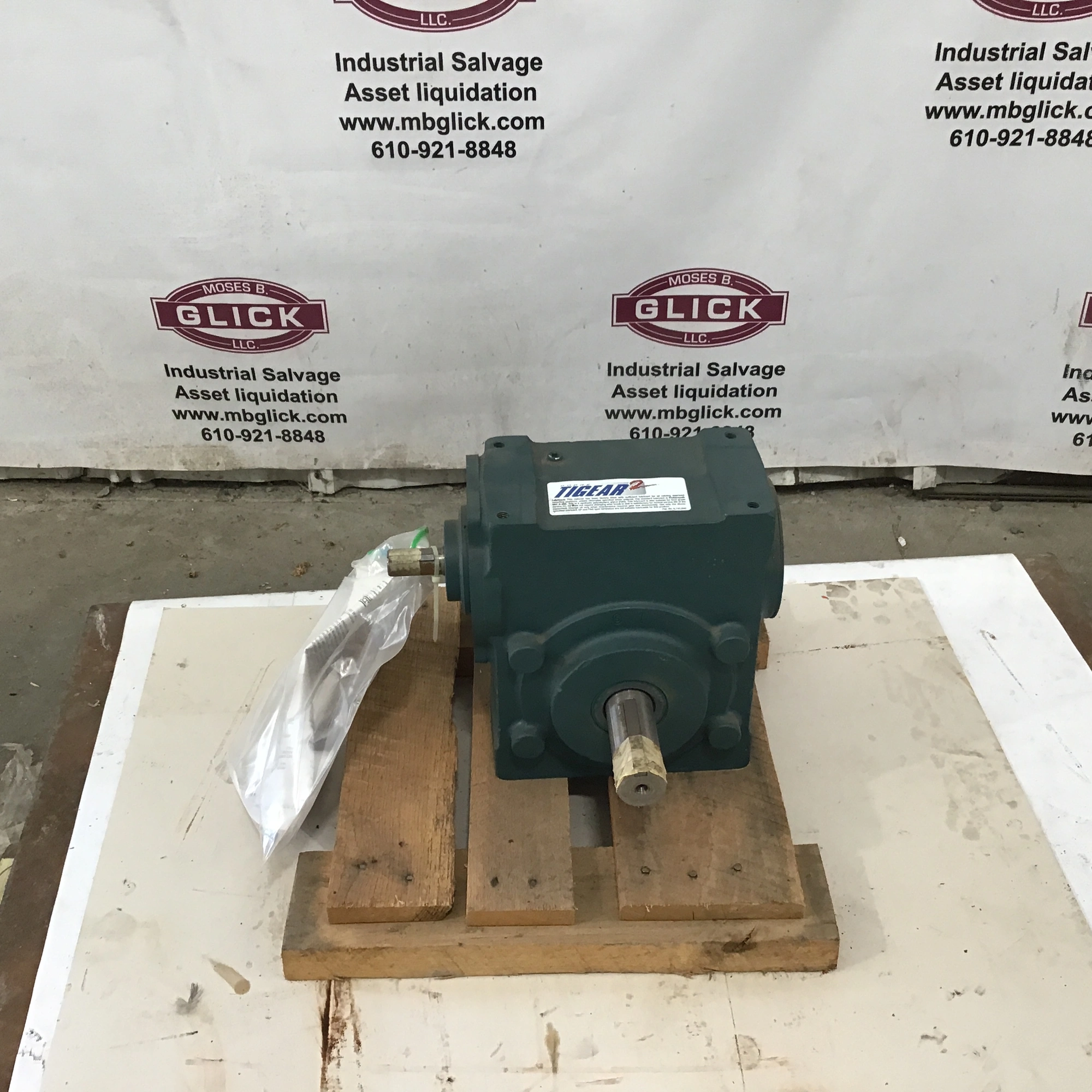 Dodge Tigear-2 35S18R Worm Gearbox/Speed Reducer Right Angle Ratio 18:1 RPM 1750