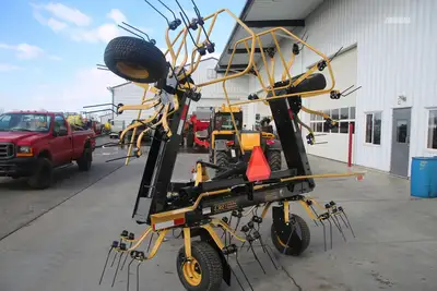 New | in-Stock 2026 ESCH HAY EQUIPMENT 4222 Tedders Pennsylvania US | Zimmerman Farm Service #1410054