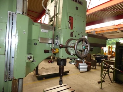 Used _UNKNOWN_ _UNKNOWN_ Radial Drills | Harry Vraets Machinery B.V. #1231445