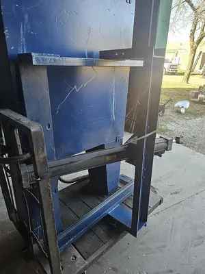 USED 1997 WHEELABRATOR TUMBLAST TBR-6