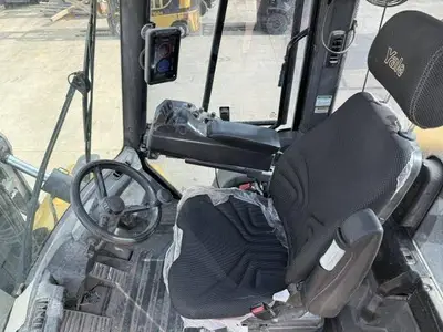 Used 2022 YALE GDP360EF Internal Combustion Forklifts: Pneumatic Tire Illinois US | Somerset Equipment Sales #1546180