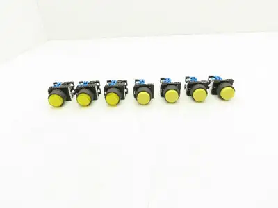 Fuji Electric Pushbutton Yellow Momentary 22mm 250V 6A Lot of 7