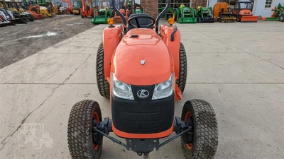 USED 2017 KUBOTA L2501