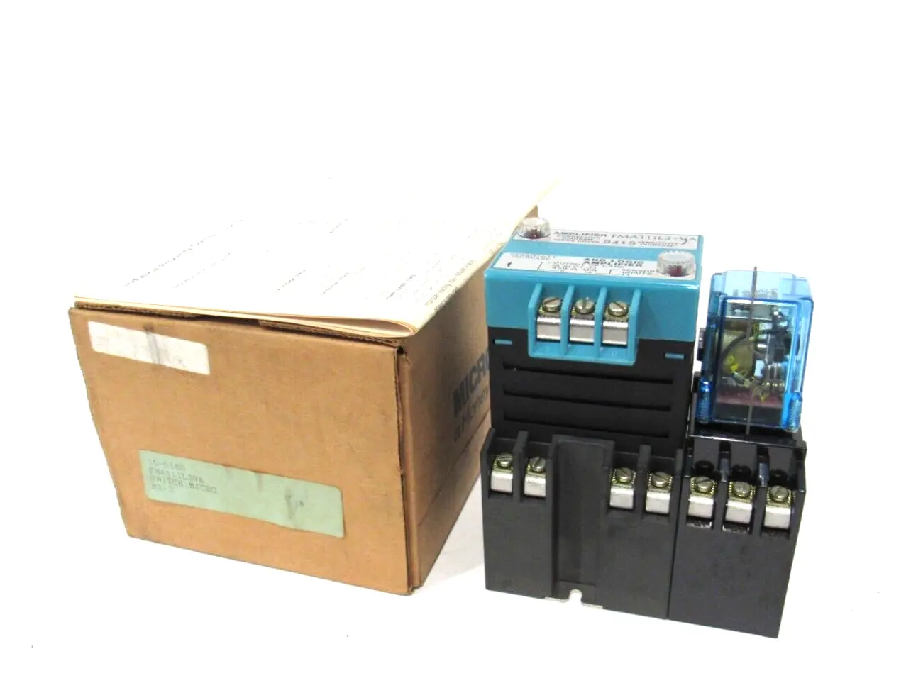 NEW MICRO SWITCH FMA111L3-VA AMPLIFIER FMA111L3VA