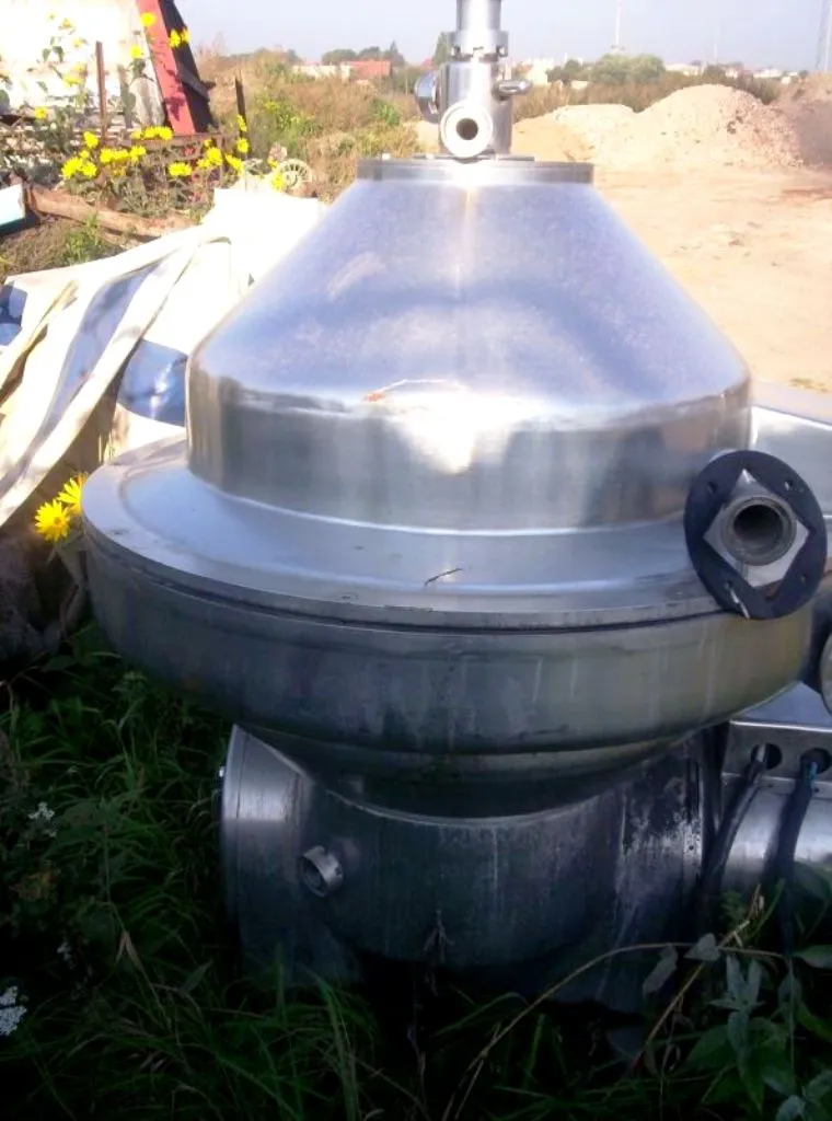 KMA Artern SMZD/10 self-cleaning milk separator, 316SS.