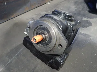 USED OILGEAR PVWW022A1UVLSASLPLNNNN