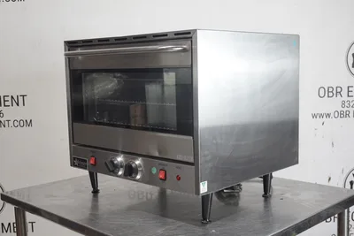 STAR HOLMAN ELECTRIC SINGLE DECK COUNTERTOP CONVECTION OVEN MODEL CCOH-3 (SCRATCH AND DENT)