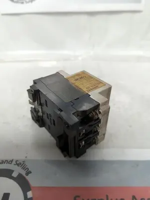 Used SIEMENS 3VE1010-2G Industrial Controls Ohio US | Surplus Asset Holdings #1412763