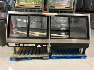 124-0052 Hussmann ESBD 16’ Remote Full Service Deli Case