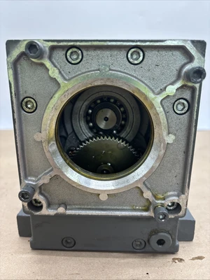 NEW Lenze GST05-2M VBR 071C42