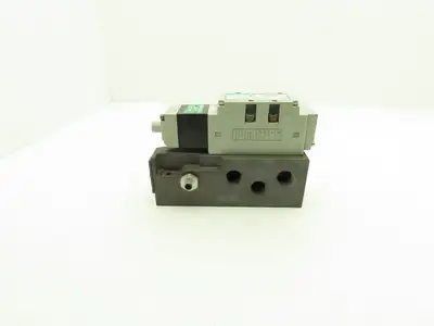 Numatics Pneumatic Air Solenoid Valve/Manifold Assembly 100-120VAC 50/60Hz