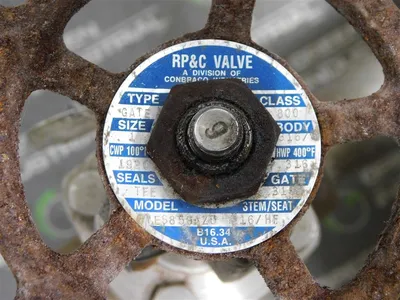 4" Flanged Stainless Steel 90° Elbow CL150/300 ES856AZU 1" Valve Used