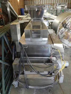USED 2011 RHEON VX431