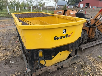 Used _UNKNOWN_ _UNKNOWN_ Dry Spreaders Minnesota US | Miedema Asset Management Group #1444344