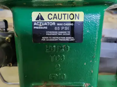 USED FISHER CONTROLS 8560