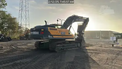 Used 2023 HYUNDAI HX350AL Crawler Excavators Florida US | National Equipment Dealers #1422327