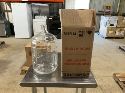 Used LOT OF (2) 3 GALLON CLEAR ITALIAN GLASS CARBOYS Restaurant Storage Containers Michigan US | Miedema Asset Management Group #1580153