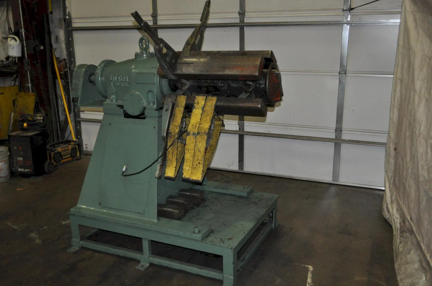 8000 LB X 24" LITTELL UNCOILER