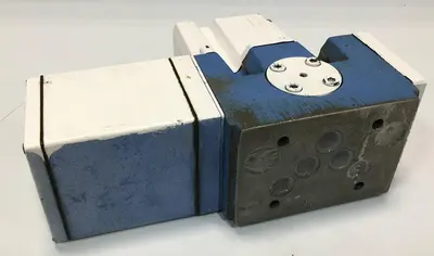 USED MOOG D661-5009