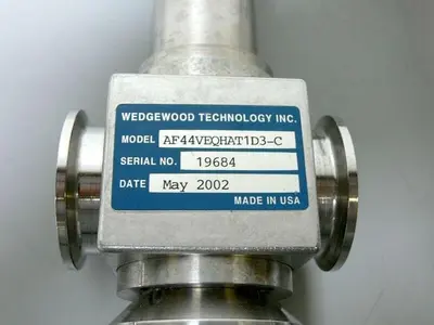 USED WEDGEWOOD ANALYTICAL ECAL-H-N--- EASYCAL & AF44VEQHAT1D3-C FLOW THROUGH SENSOR