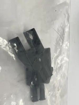 080.16.12 | Igus  E-Chain Cable Carrier With Mounting Bracket 25 Links - New Other