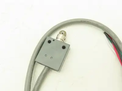Honeywell 914CE2-3 MICRO SWITCH Miniature Precision Limit Switch Silver Contacts