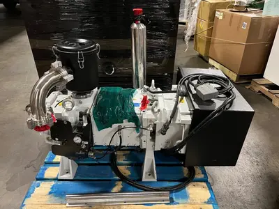 USED 2020 LEYBOLD DRYVAC DV 200