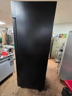 Used True Used 2019 30" True GDM-26-HC~TSL01 Reach In Refrigerated Glass Door Merchandiser Display Refrigerators Illinois US | Falcon Restaurant Supply #1375052
