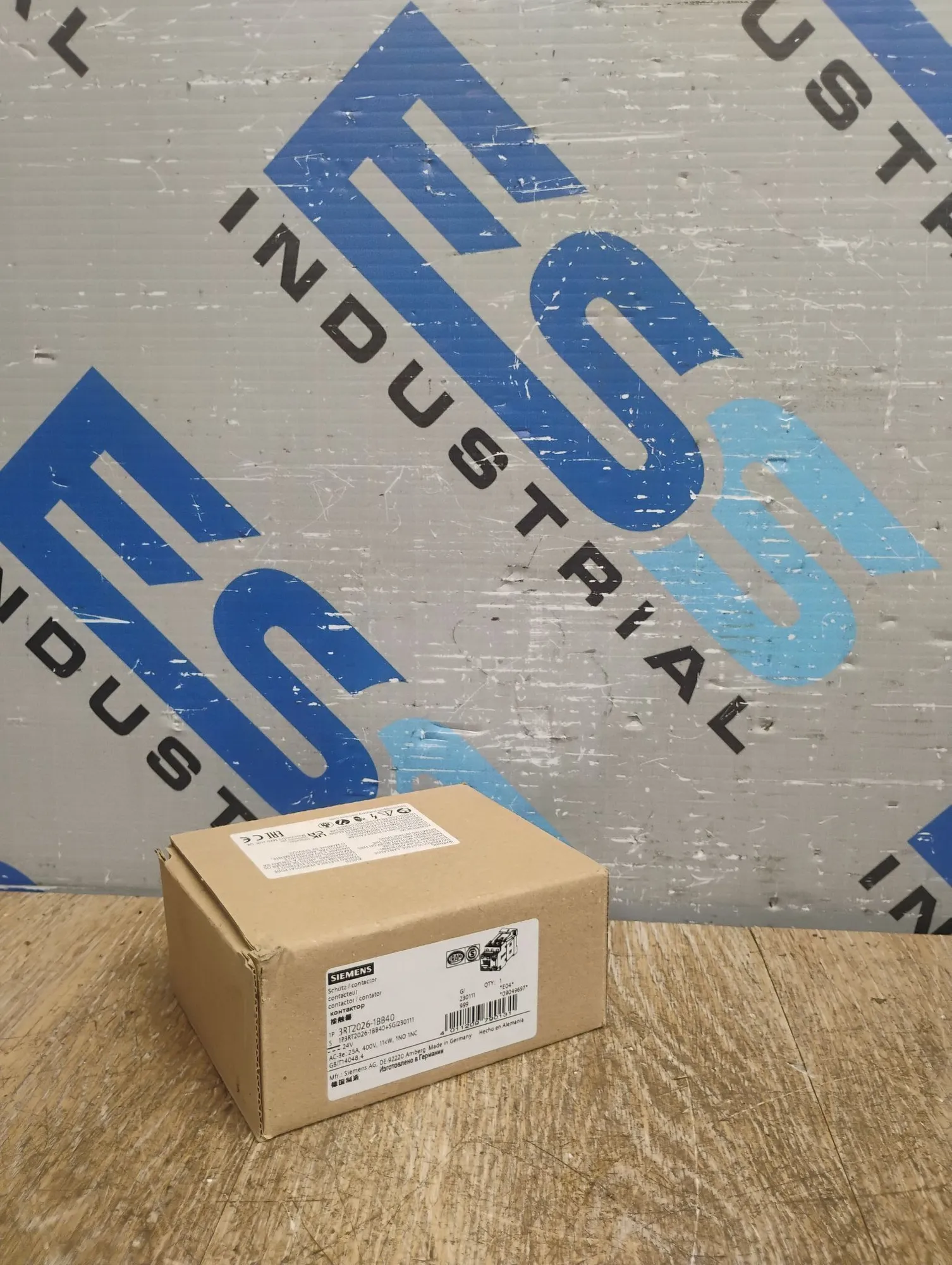 USED SIEMENS 3RT2026-1BB40