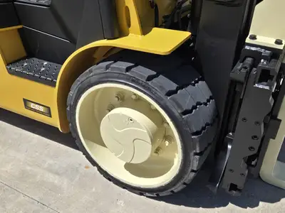 Used 2019 Yale GLC155VXN Liquid Propane Forklifts New York US | United Lift #1446731