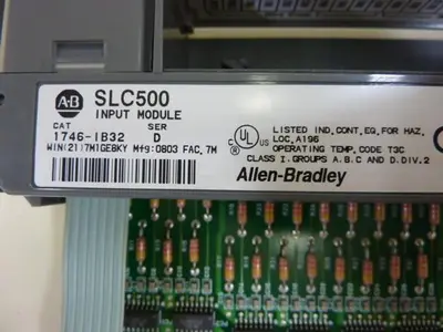 USED ALLEN BRADLEY 1746-IB32 SER D