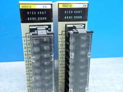 USED OMRON C200HOD212