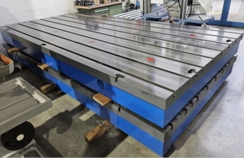 Floor Plates, 2× in condition of a new, never been used, price per pce