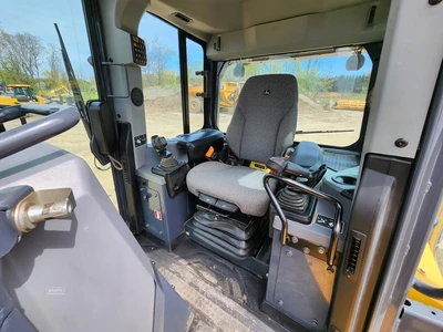 Used 2023 DEERE 700L LGP Crawler Dozers | Abele Tractor #1342969