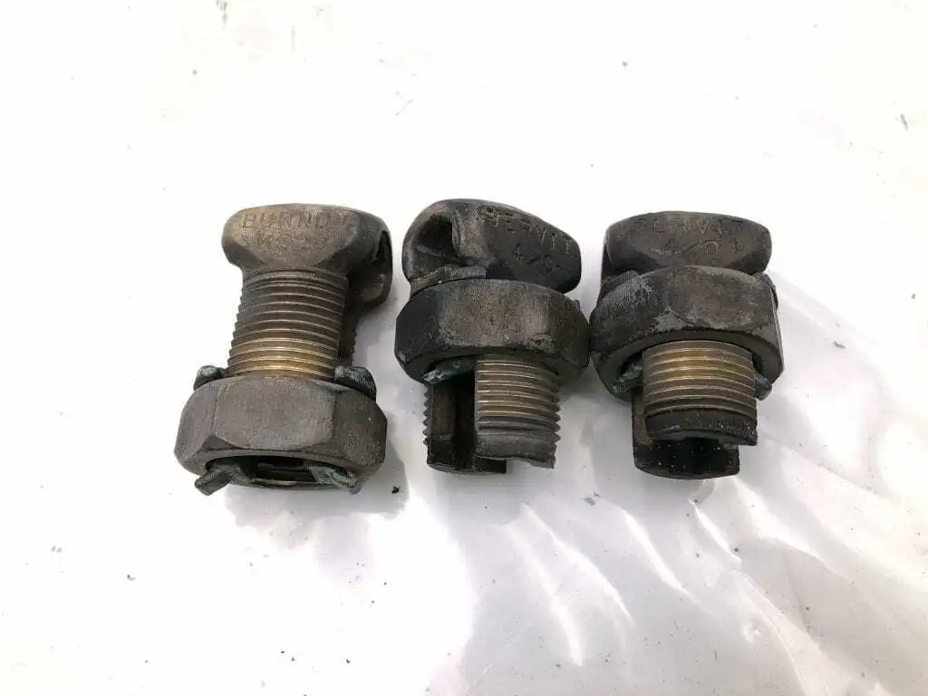Burndy SERVIT KS28 Copper Split Bolt Ground Connector 4/0 -Lot of 3