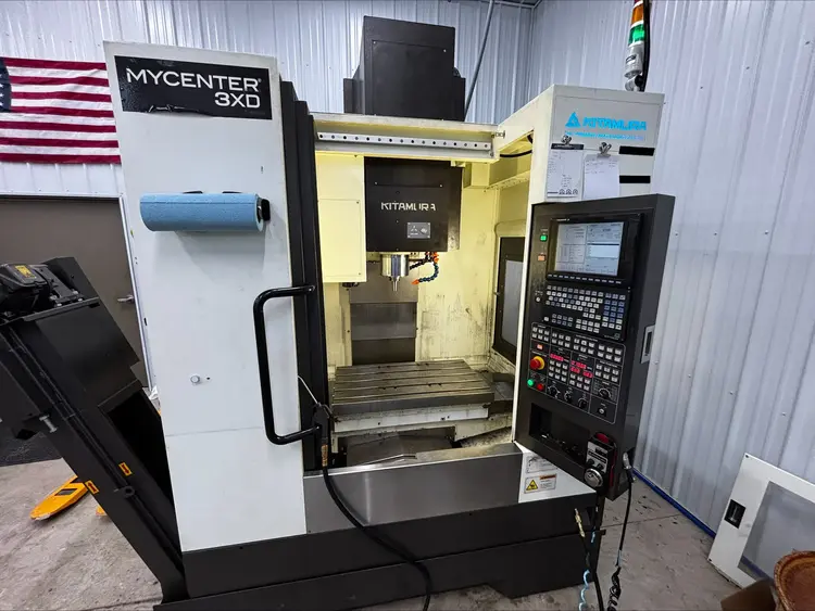 Used 2014 KITAMURA MYCENTER 3XD Vertical Machining Centers Ohio US | Toolquip, Inc. #1553152