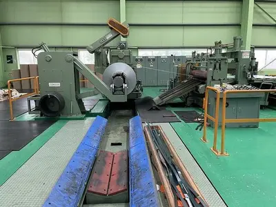 72" (1850mm) x .125" (3.2mm) x 55,000# Slitting Line with Automatic Tooling and Knife Setup