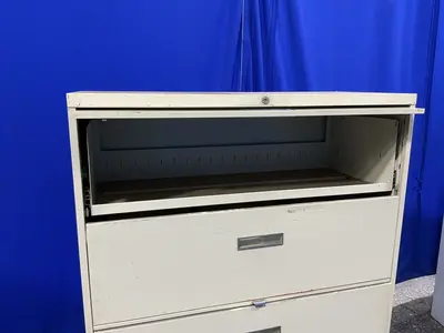 Used STEELCASE _UNKNOWN_ Cabinets Ohio US | HGR 24 #1407629